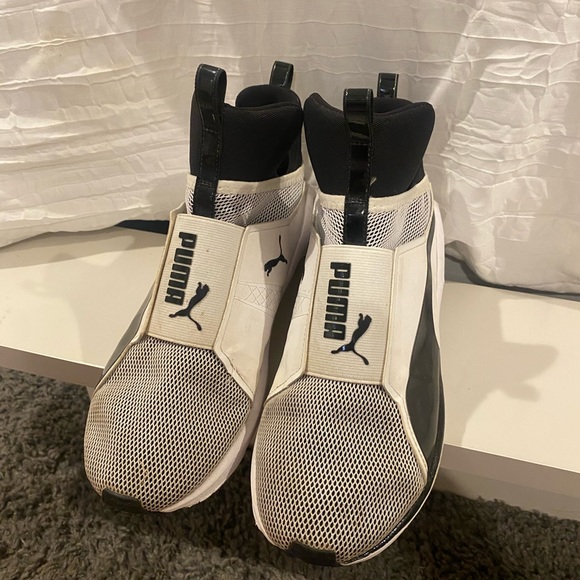 Puma sneakers KYLIE JENNER LINE - Picture 2 of 3
